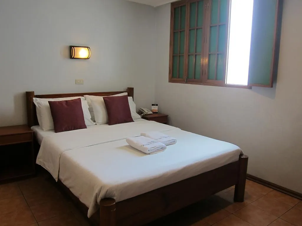 Nichols Airport Hotel Paranaque City 3*,