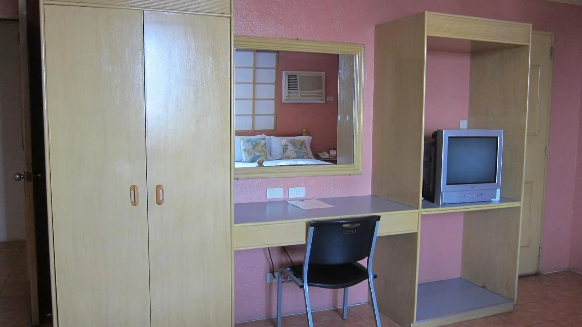 Nichols Airport Hotel Paranaque City