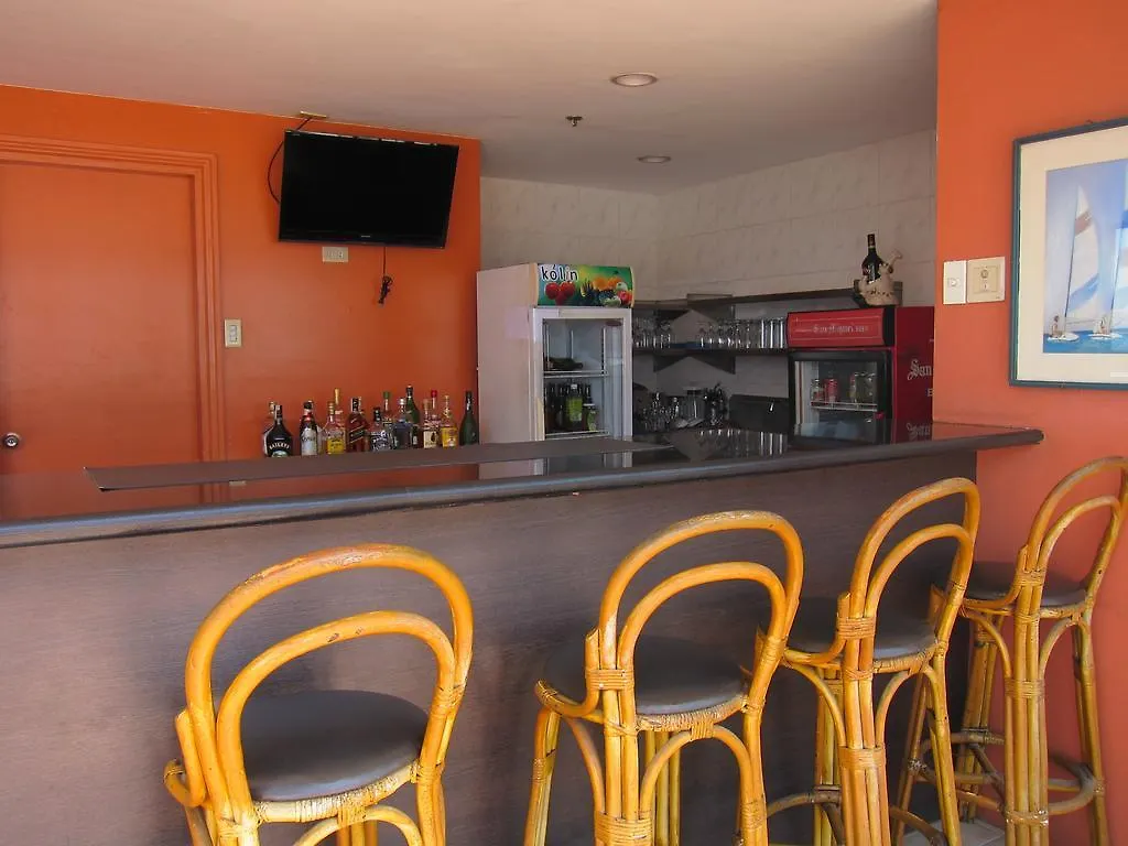 Nichols Airport Hotel Paranaque City 3*,